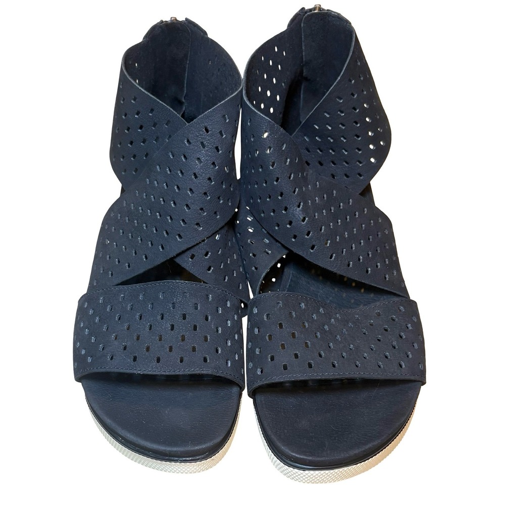 Eileen Fisher Black Perforated Leather Platform Sandals Back Zip Sporty Womens
